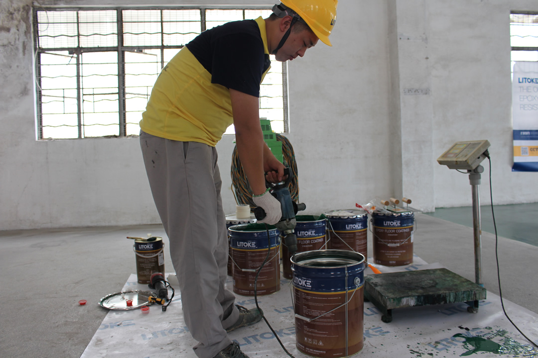 力特克環(huán)氧樹(shù)脂平涂型面涂地坪漆 力特克環(huán)氧樹(shù)脂平涂型面涂地坪漆